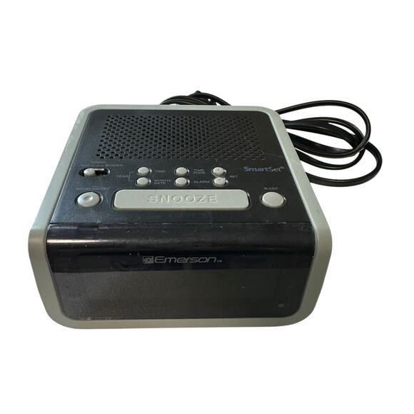 Vintage SmartSet Emerson AM/ FM Radio Clock Alarm Clock Testing Working - Picture 2 of 6